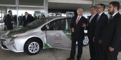 Carro híbrido da Toyota Brasil terá tecnologia única no mundo