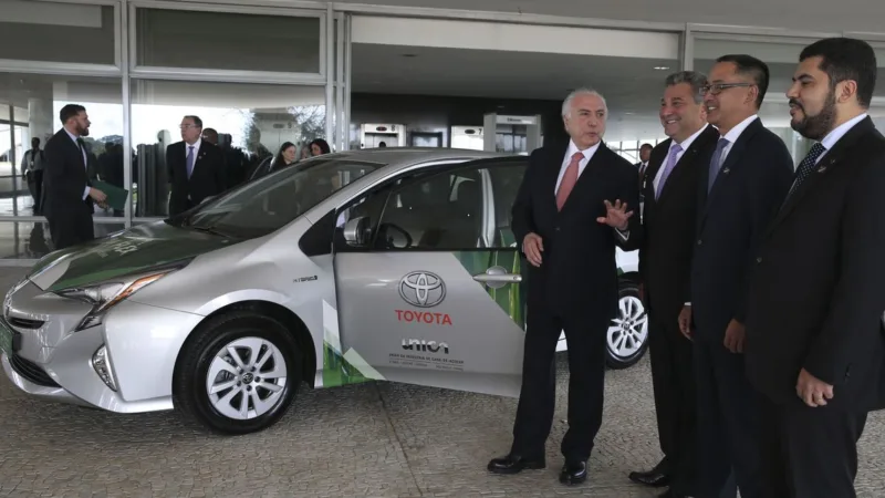 Carro híbrido da Toyota Brasil terá tecnologia única no mundo