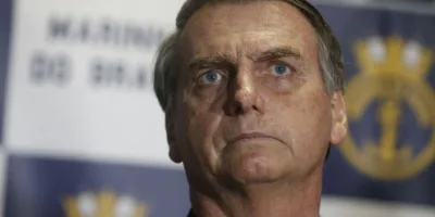 Jair Bolsonaro dobra limite de compras em free shops para US$ 1 mil