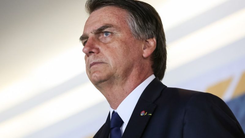 Bolsonaro cede e decide recriar dois ministérios para entregá-los a políticos
