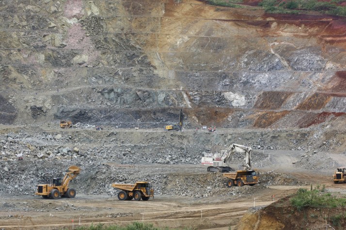 Mineradora de ouro Newmont compra Goldcorp por US$ 10 bilhões