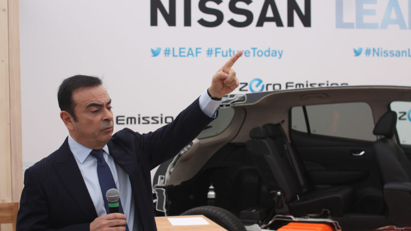 Carlos Ghosn planejava demitir Hiroko Saikawa da Nissan
