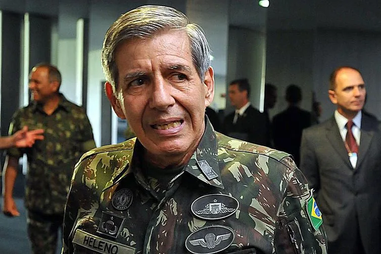 Bolsonaro prefere reforma “factível” à “perfeita”, diz ministro Heleno