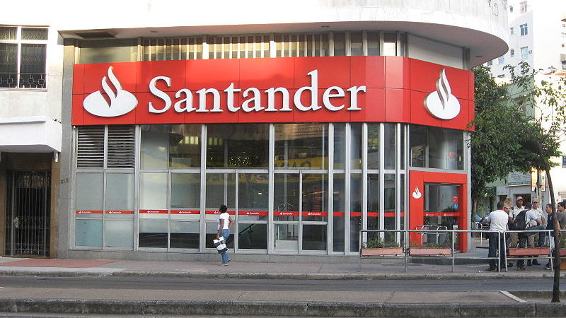 Santander Espanha poderá demitir 3,7 mil funcionários