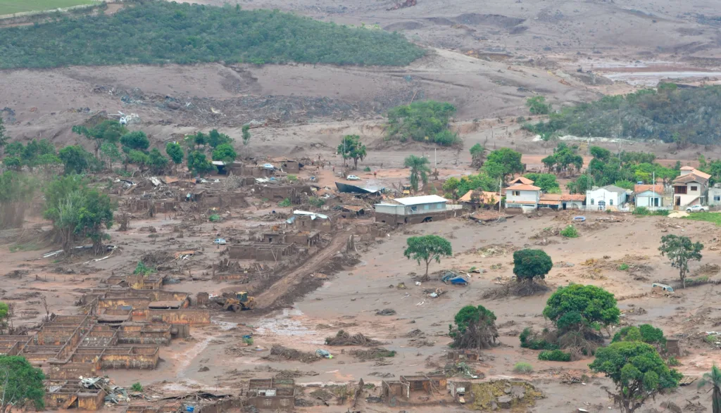 Vale Brumadinho barragens