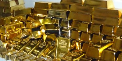 Ouro ultrapassa US$ 1.400 pela primeira vez desde 2013