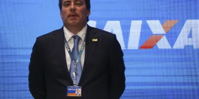 Caixa quer arrecadar R$ 15 bi com abertura de capital das subsidiárias