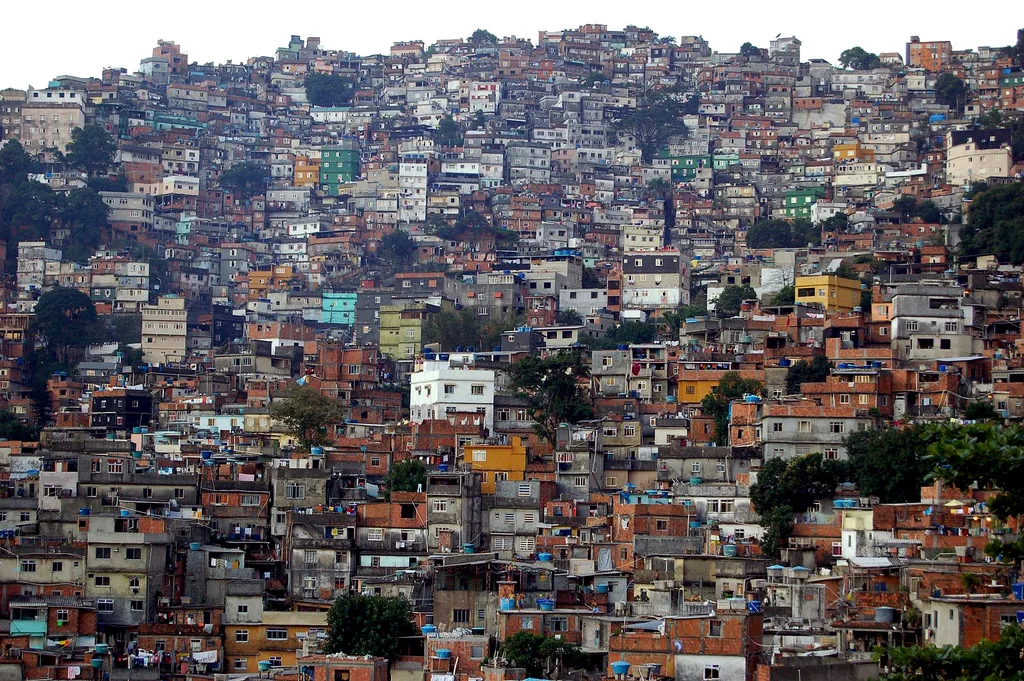Desigualdade de renda aumenta há 17 trimestres seguidos, segundo FGV