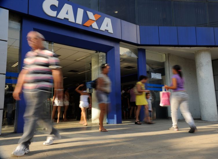 Caixa terá crédito com juros de 1,25% mais Selic a pequenos negócios