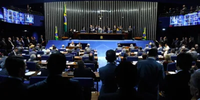 Plenário do Senado aprova adesão automática ao cadastro positivo