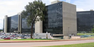 Tribunal decide que greve contra privatização de estatal é ato abusivo