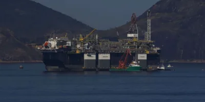 Petrobras inicia produção de gás e petróleo na P-67 em Lula Norte