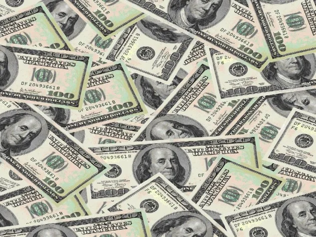 Na última sessão, terça-feira (08), o dólar encerrou em alta de 1,095, cotado em R$ 5,3662.