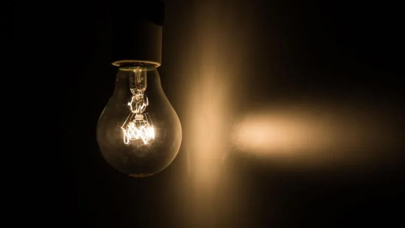 Consumo de energia elétrica deve bater novo recorde em fevereiro