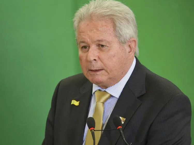 Presidente do Banco do Brasil: seria melhor privatizar o banco