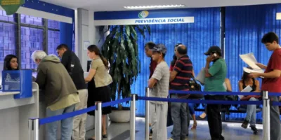 INSS faz força-tarefa para colocar em dia análise de benefícios