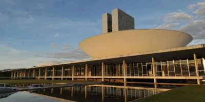 Coronavírus: Câmara aprova auxílio de R$ 600 a informais