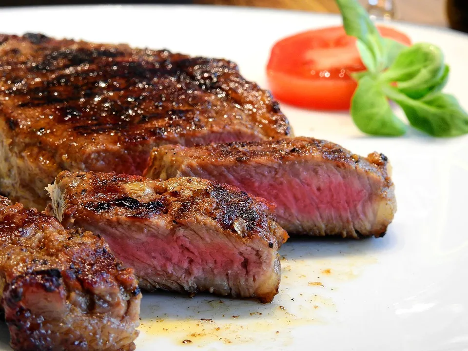 Marfrig (MRFG3) lança hambúrgueres da marca premium Bassi
