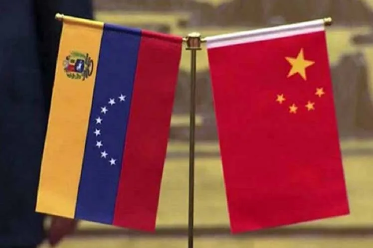 China negocia com oposição da Venezuela sobre dívidas e petróleo