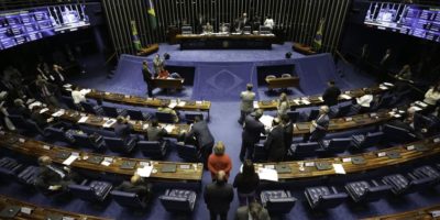 Coronavoucher: Senado adia votação de projeto que amplia benefício