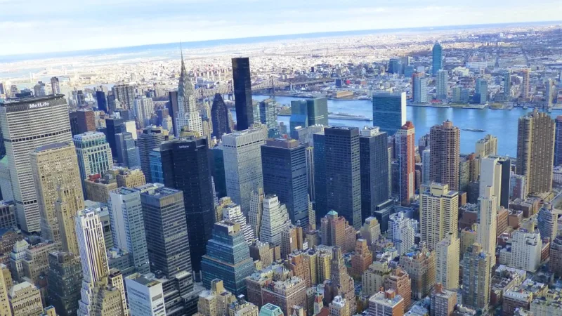 Amazon sofre pressão e desiste de erguer segunda sede em Nova York