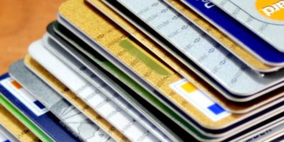 Juros do cartão de crédito e do cheque especial sobem em fevereiro