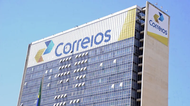 Correios planejam concorrer com Uber, iFood e Rappi com projeto secreto