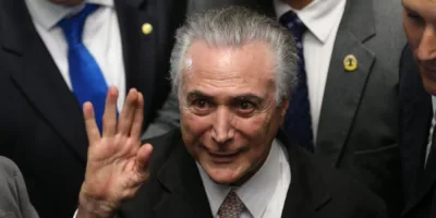 Ibovespa despenca após prisão do ex-presidente Michel Temer