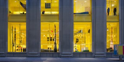 Calvin Klein fechará sua linha de coleções de luxo