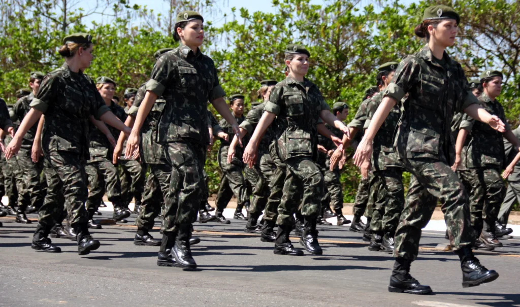 militares