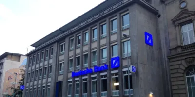 Deutsche Bank e Commerzbank iniciam negociações para fusão