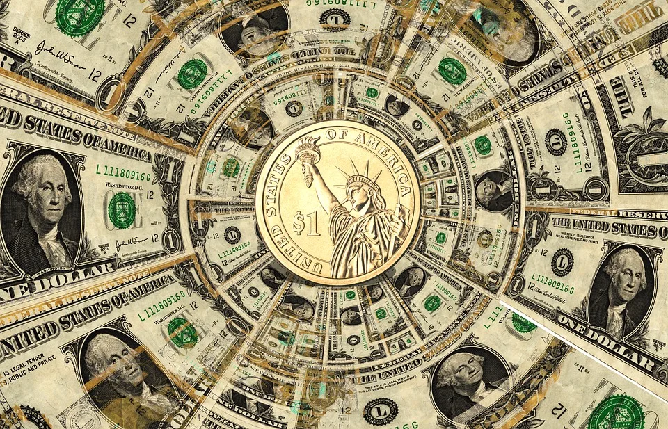 O dólar hoje teve um dia de forte volatilidade, respercutindo a vitória de Biden e as notícias sobre a vacina da Pfizer