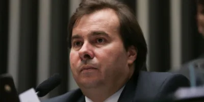 Rodrigo Maia recusa convite para almoçar com Onyx Lorenzoni