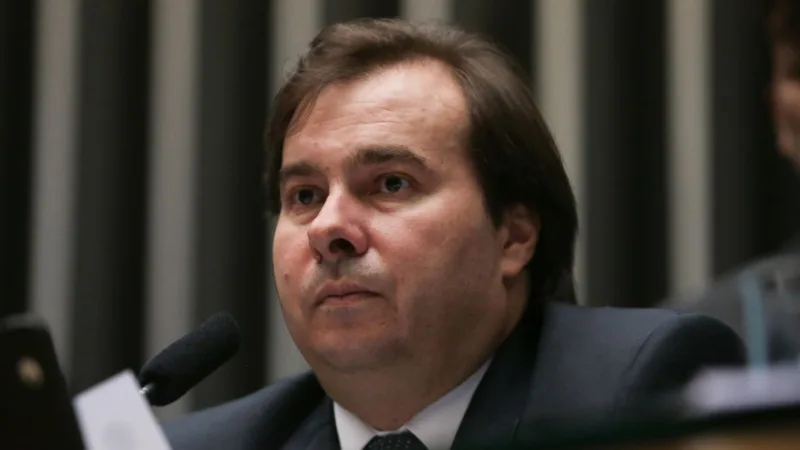 Previdência: Maia defende que BPC fique fora da reforma