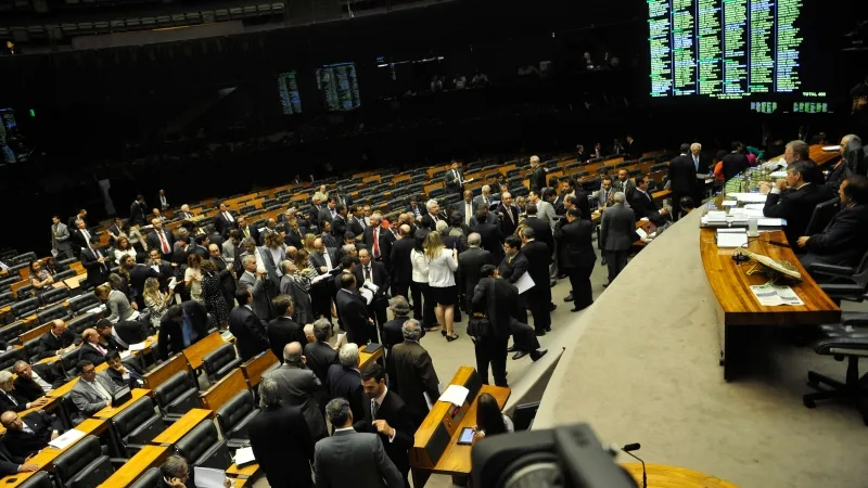 Reforma da Previdência: Militares deverão ser inclusos para haver votação