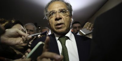 Ministro Paulo Guedes quer privatizar Banco do Brasil, diz jornal