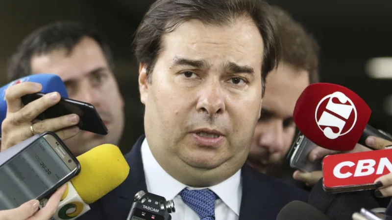 Reforma da Previdência: Maia cria comissão especial para discutir proposta