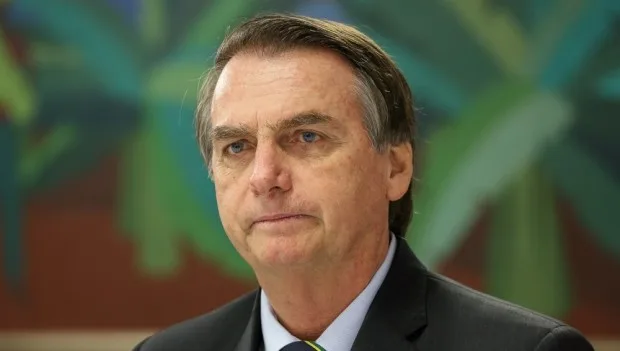 Bolsonaro sanciona lei e cadastro positivo se torna obrigatório