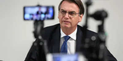 Bolsonaro admite que sistema de capitalização pode ficar para depois