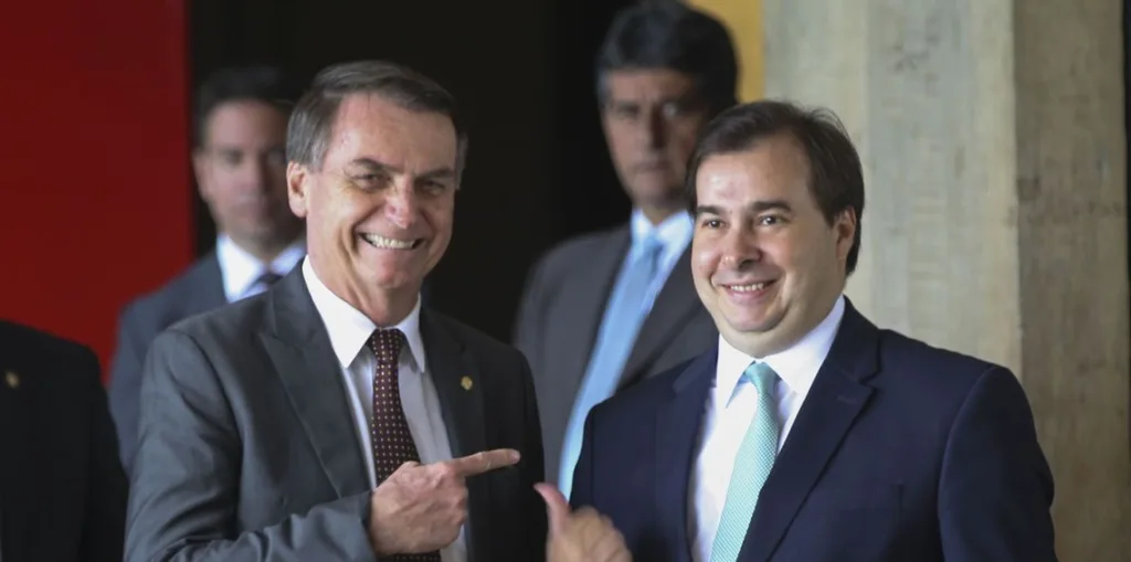 Bolsonaro e Maia descartam nova CPMF em meio à reforma tributária