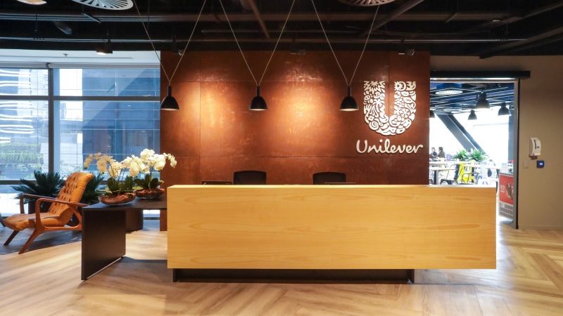 Unilever tem alta de mais de 3% e alcança R$ 55 bi em vendas no 1° tri