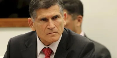 Greve dos caminhoneiros: governo está “entre a cruz e a espada”, diz ministro