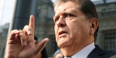 Alan García, ex-presidente do Peru, tenta suicídio ao ser preso em caso da Odebrecht