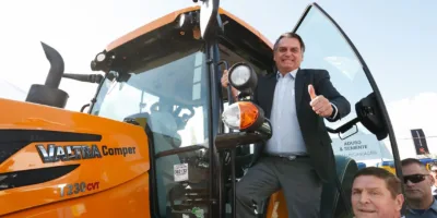 Bolsonaro rebate críticas sobre lei que dá aval para atirar em invasor de propriedade rural