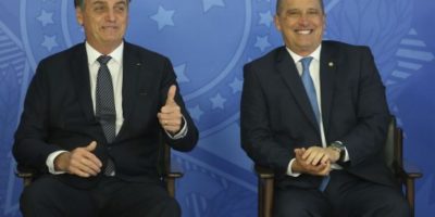 Bolsonaro assina MP da ‘liberdade econômica’