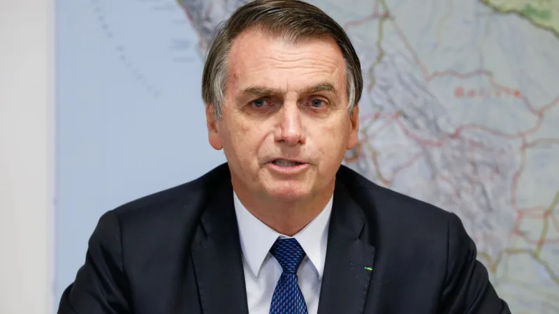 Previdência: Bolsonaro diz que reforma precisa economizar pelo menos R$ 800 bi