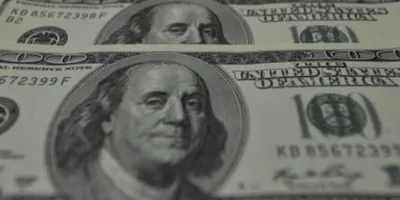 Dólar encerra em alta de 1,001% após três sessões seguidas de queda