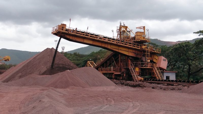 Vale: volume de embarque de minério de ferro do Brasil é o menor em 6 anos