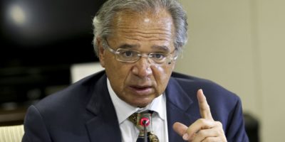 Guedes diz que “uma conversa conserta tudo”, sobre decisão de Bolsonaro