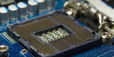 Intel (ITLC34) e Brookfield anunciam parceria de US$ 30 bi para expandir fábricas de chips